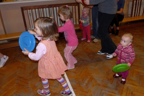 Hravé cvičení pro děti a rodiče - 7.11.2013